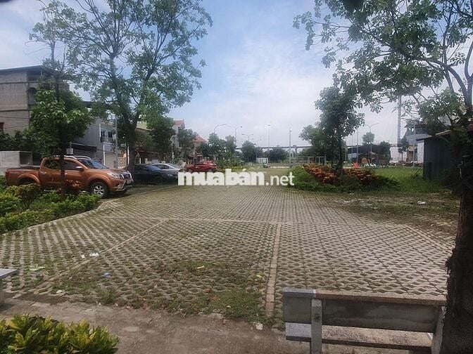 NGAY CẦU THĂNG LONG - Ô TÔ 7 CHỖ THÔNG - VÀI BƯỚC RA HỒ ĐIỀU HÒA