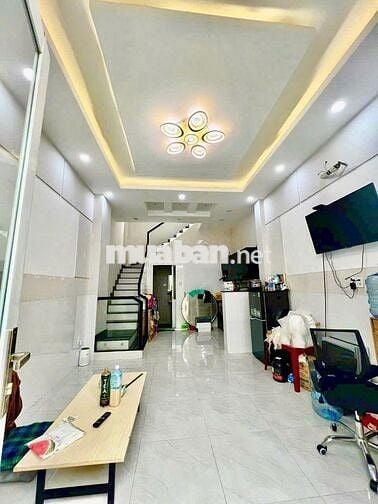 Bán Nhà 3 Tầng - Đường số 38 - 4,8tỷ - Hiệp Bình Chánh