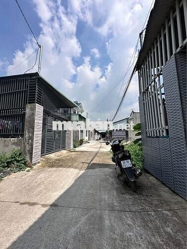 Bán nhà mặt tiền đường Tiền Lân 9 (đường TK 11 cũ) xã Bà Điểm 1 tỷ 050