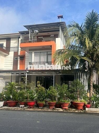 Biệt Thự 10x15m siêu mới, siêu rẻ khu vực Bến Lức