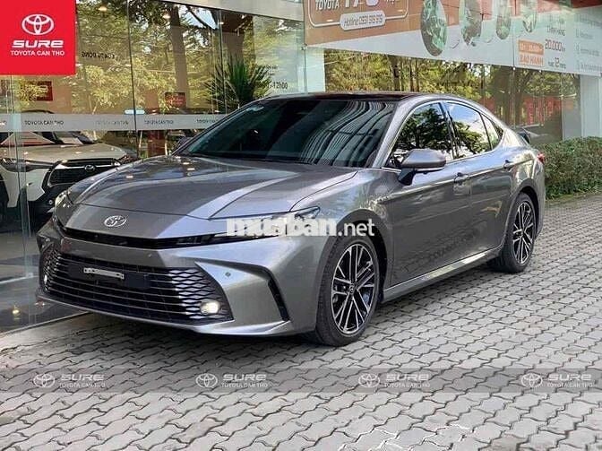 Toyota Camry 2025 2.5HEV TOP - 3.700 km