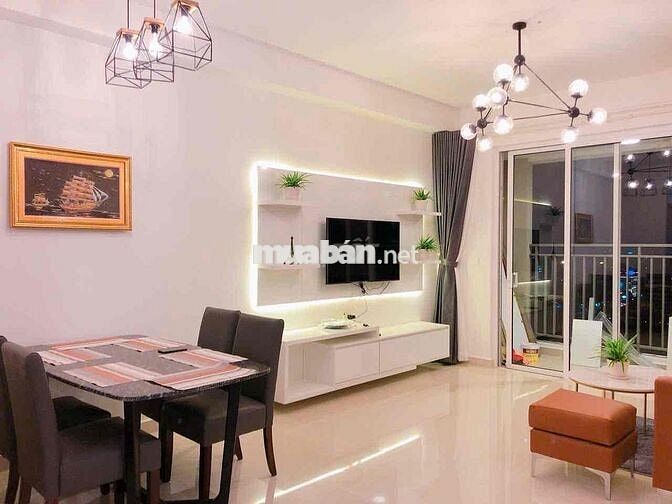 Căn góc 3PN.2WC full sạch đẹp ở ngay toà Golden Mansion GM3