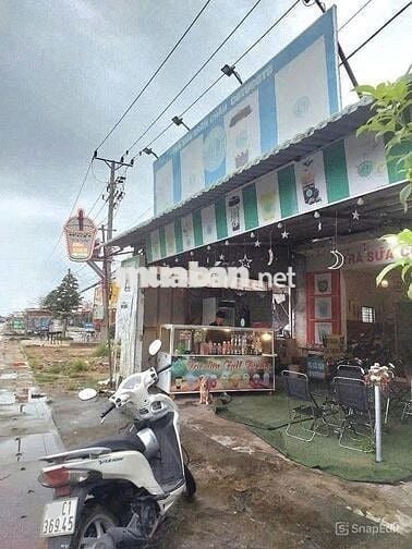 Bán gấp căn nhàMT bán trà sữa ở gần TT Trảng Bàng 134m2 SHR giá 740tr