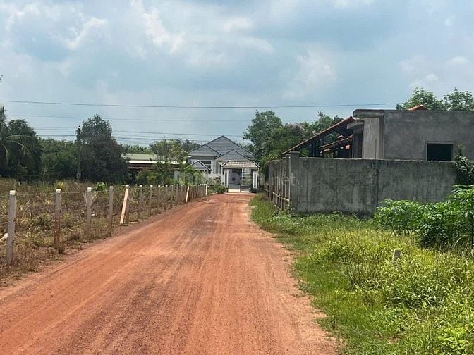 10X60M, SÁT CHỢ DÂN ĐÔNG, ĐẤT TP HCM GIÁ CẮT LỖ 580TR