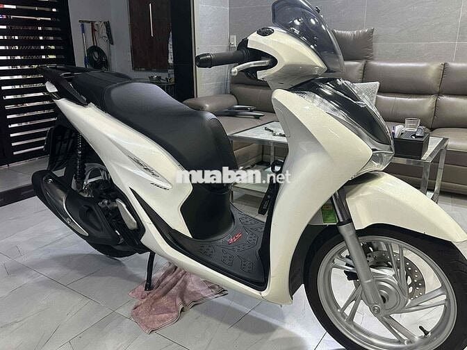 Cần bán xe SH 150 ABS 2020