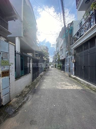 Cho thuê nhà nguyên căn tại đường Phan Huy Ích hẻm xe hơi