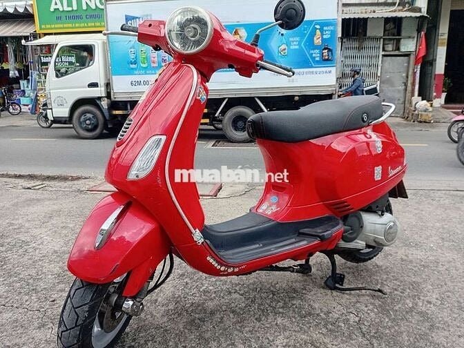 Bán xe buýt 3 Piaggio đăng ký 2013 sang điện tử