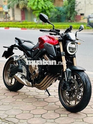 Mạnh Hà Motor bán CB650R 2023 siêu lướt 7k km