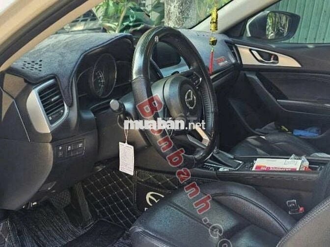 Mazda 3 1.5 AT-Sedan hạng C – Thiết kế thể thao