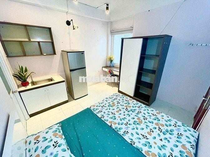 4.5tr. Cửa sổ. Full nội thất. Hầm xe. Thang máy.