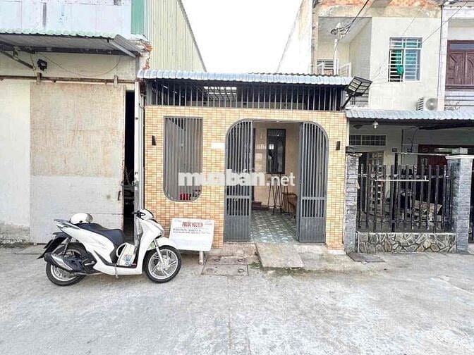 Cho thuê nhà trệt 2 phòng ngủ có sẵn nội thất cơ bản ở KDC 91B