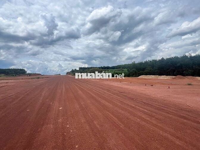 Đất Gần KCN Bắc Đồng Phú. 200m2- giá chỉ 300tr