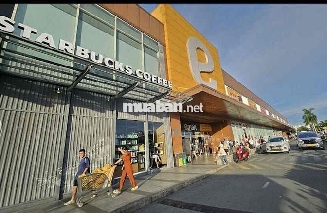 Bán nhà ngay Emart 6tầng ,dtsd 400m2 tiện làm công ty,spa.thẩm mỹ viện
