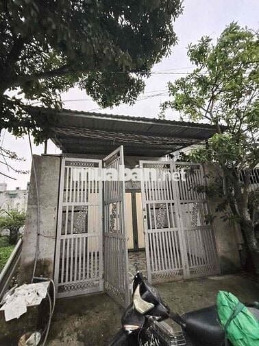 Nhà C4 diện tích rộng 5 dài 20