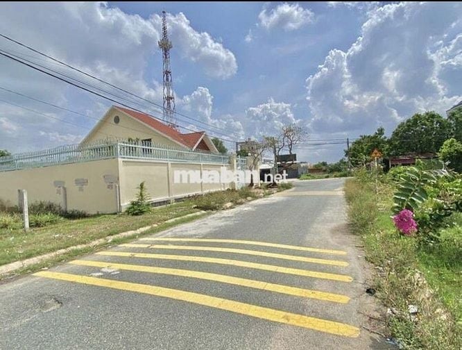 TT CỦ CHI 200M2/810TR MT ĐƯỜNG LƯU KHAI HỒNG , FULL THỔ , SHR