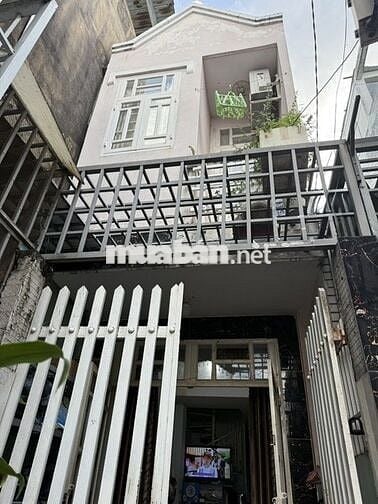 Bán nhà gần hẻm xe hơi Bùi Đình Tuý, Bình Thạnh, 40.7m2, 2 tầng BTCT