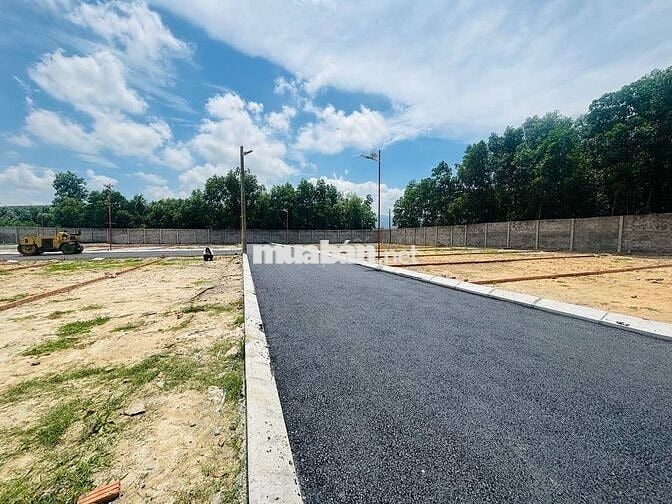 ĐẤT NỀN HOÀ VANG -NGAY VÀNH ĐAI NAM KÌ KHỞI NGHĨA-GIÁ TỐT CHỈ 8XXTR/LÔ