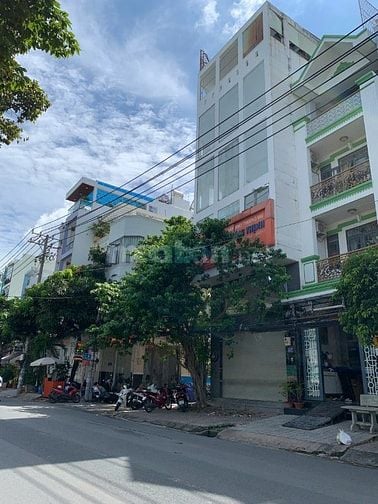BÁN HOẶC CHO THUÊ TÒA NHÀ 5 LẦU  MẶT TIỀN CÓ THANG MÁY (7X17M)
