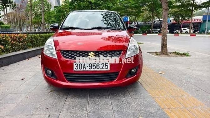 Suzuki Swift sx 2015 bản ful logo vàng