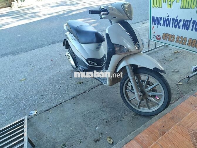 Bán xe liberty 125cc màu trắng