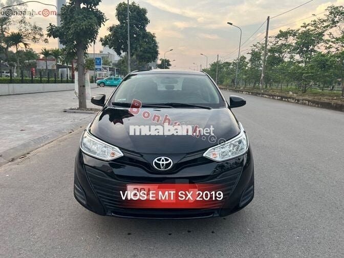 Vios E MT (số sàn) SX 2019 bóng khí quanh xe 7 túi