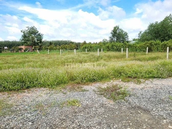 180m2 thổ cư. 12m mặt tiền ngay kế bên KCN Phước Đông. 440tr 