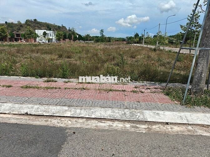 BÁN LÔ ĐẤT BIỆT THỰ 133M2 GIÁ 1,39TY