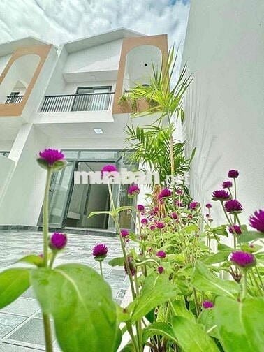 Cần bán gấp nhà 1 trệt 1 lầu sát HL15 phường Tân Triều