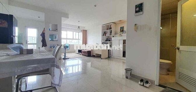 Cho thuê căn hộ Cityzen đầy đủ nội thất, nhận nhà ngay