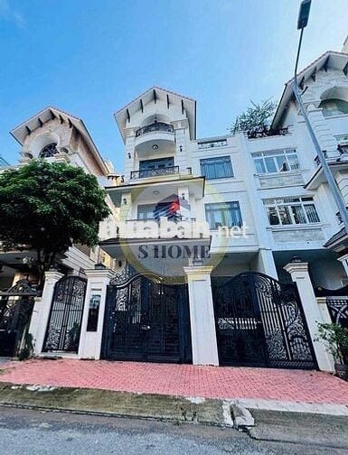 [CHO THUÊ] BIỆT THỰ HIM LAM, QUẬN 7. GIÁ 79tr DTSD 1000m2 ĐANG TRỐNG.