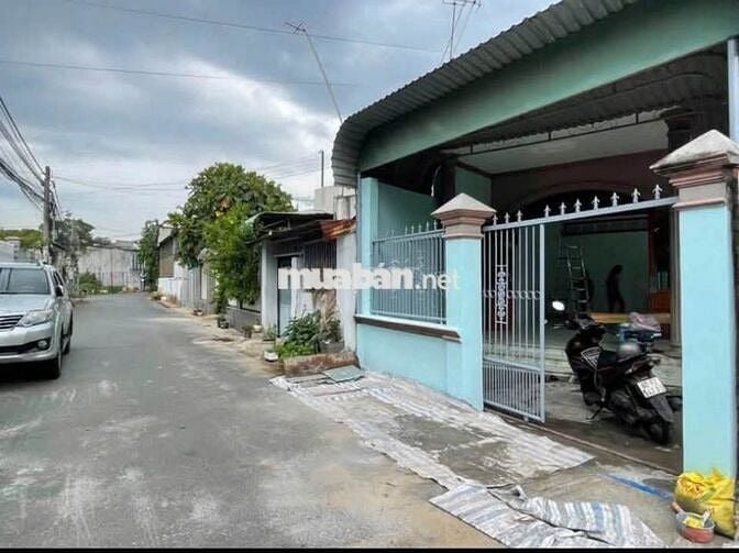 Cần bán gấp căn nhà MT ở Tân An Hội - Củ Chi 125m2 - SHR - giá 790tr