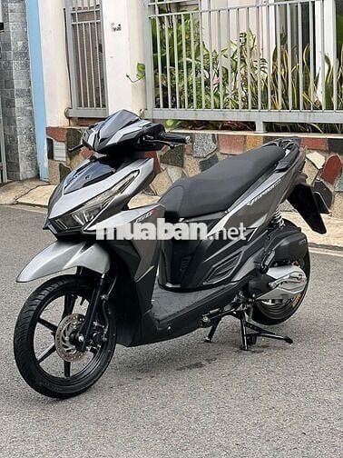 Vario 150 Xuống Áo 2017