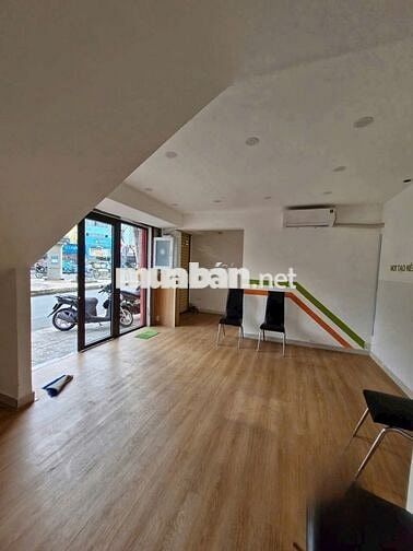 CHo thuê nhà mặt tiền đường Bình giã 10x7m 2L thông suốt