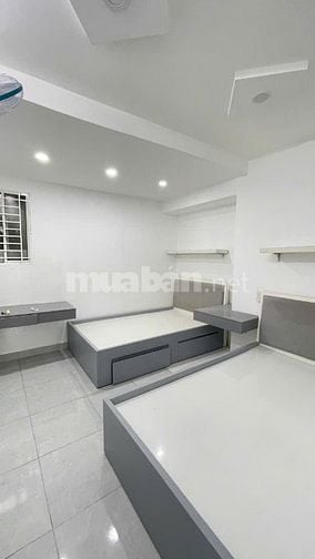 Cho thuê nhà hẻm 1.5m(XM) Trần Đình Xu, P.N.C.Trinh, Q.1 giá 10tr
