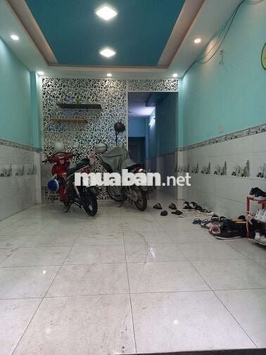 Cho thuê nhà hẻm 1041 đường Trần Xuân Soạn, quận 7, Dt:3,5 x20,giá:9tr