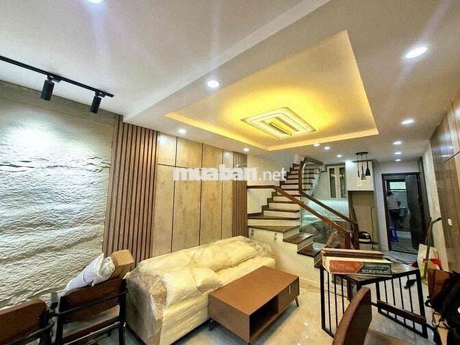 BÁN NHANH CĂN HỘ TẬP THỂ PHỐ ĐẠI LA – 2 TẦNG RỘNG 100M² ,FULL NỘI THẤT