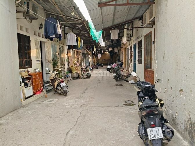 Chỉ 7,55 tỷ nhà Hồ Tùng Mậu 40m2 ô tô 7 chỗ , sổ vuông, ngõ thông