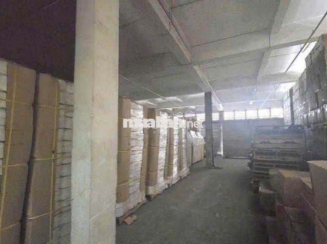 Cần thuê kho xưởng quận 4 DT 450m2 chuẩn vệ sinh an toàn thực phẩm