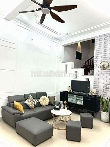 🏡 CHO THUÊ NHÀ NGUYÊN CĂN – TRẦN VĂN DƯ 	•	Diện tích: hơn 100m² 	•	Côn