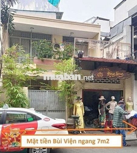 *** TẠI VỊ TRÍ BÙI VIỆN QUẬN 1