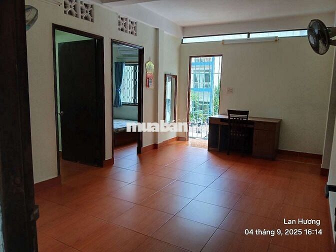 Căn hộ 2PN Trần Nhân Tôn, Quận 5