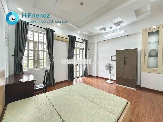 PHÒNG TRỌ TÁCH BẾP NGAY TRUNG TÂM CÓ BAN CÔNG GẦN ĐẠI HỌC CÔNG NGHIỆP