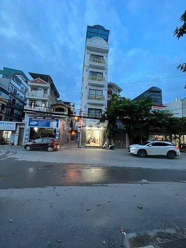 Bán nhà mặt đường to khu Đồng Tàu, thông ra đường Giải Phóng, lô góc,