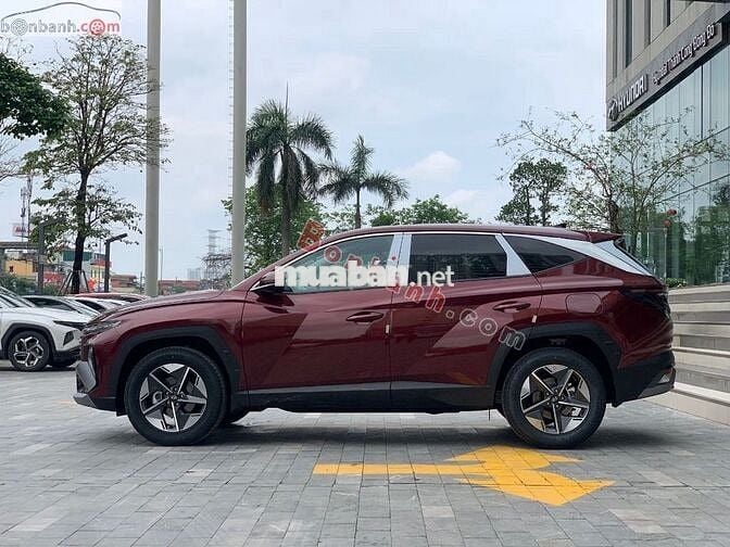 Hyundai Tucson 2.0 AT Đặc biệt 2025