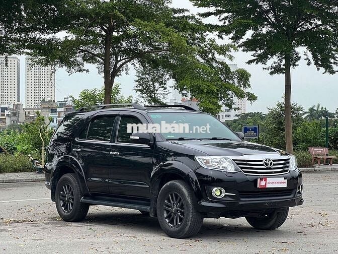 Toyota Fortuner 2015 2.7V 4x4 - 15689 km