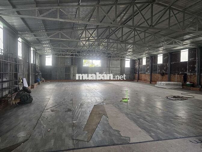 CHO THUÊ KHO,XƯỞNG SX 430M² Y HÌNH, Đ XE TẢI LÊ TRỌNG TẤN