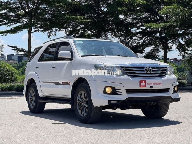 Toyota Fortuner 2016 TRD Sportivo 4x4 AT cao cấp