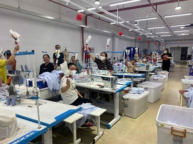 TUYỂN DỤNG THỢ MAY THỜI TRANG NỮ XUẤT KHẨU