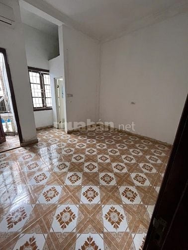 Cho thuê nhà riêng ngõ Gốc Đề. Ưu tiên hộ gia đình thuê lâu dài.