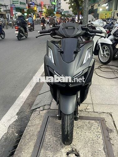 Honda Vario 160 ABS 2023 mới 90% Bstp chính chủ